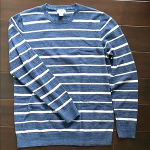 Old Navy Blue and White Striped Sweater